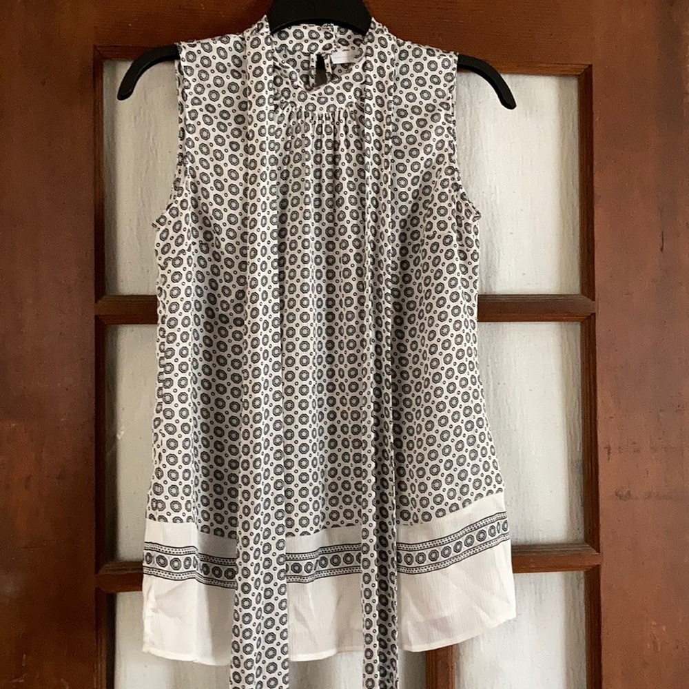 New York & Company BowTie Blouse Tank - Picture 2 of 8